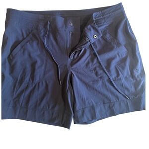 Athleta Trekkie North Shorts Womens 16 Navy Blue Hiking Travel Outdoor Utility